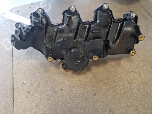 Used Valve cover Valve cover RENAULT MEGANE IV Grandtour (K9A/M/N_) 1.5 Blue dCi 115 (K9A6) (116 hp) 32864278 32864278
