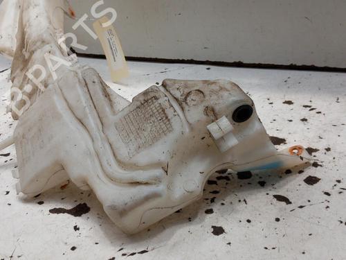 Used Windscreen washer tank FORD KUGA I 2.0 TDCi (140 hp) 28793233