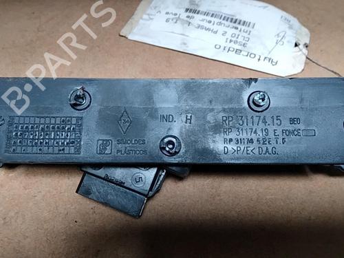 Used Right front window switch RENAULT CLIO II Hatchback Van (SB0/1/2_) 1.9 D (SB0R) (54 hp) 28753817