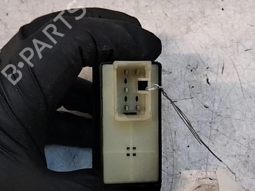 Used Right rear window switch Right rear window switch HYUNDAI TRAJET (FO) 2.0 CRDi (113 hp) 28771098 28771098