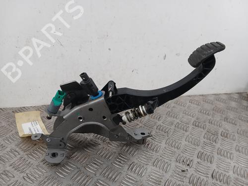 Used Clutch pedal Clutch pedal RENAULT GRAND SCÉNIC III (JZ0/1_) 1.6 dCi (JZ00, JZ12) (130 hp) 32164004 32164004