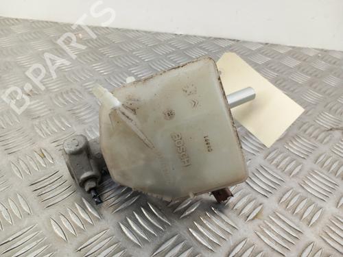 Used Brake master cylinder Brake master cylinder CITROËN C4 I (LC_) 1.6 HDi (109 hp) 28779526 28779526
