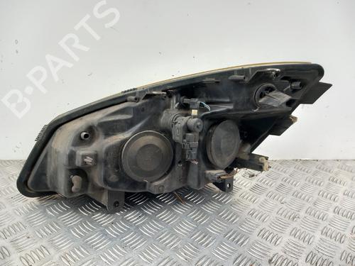 Used Right headlight Right headlight 37472204 37472204