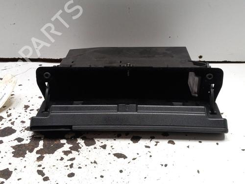 Used Glove box MERCEDES-BENZ C-CLASS (W202) C 220 CDI (202.133) (125 hp) 28751613