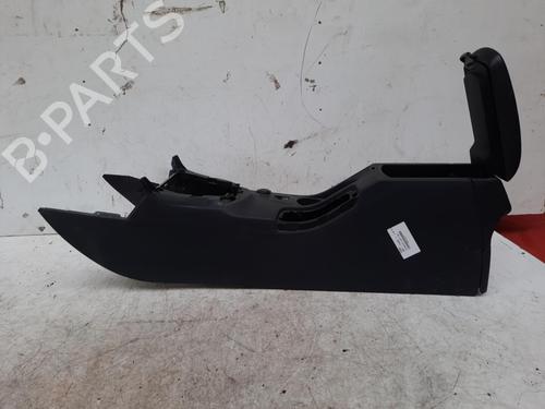 Mittelkonsole PEUGEOT 308 I (4A_, 4C_) 1.6 HDi (92 hp) 28774780