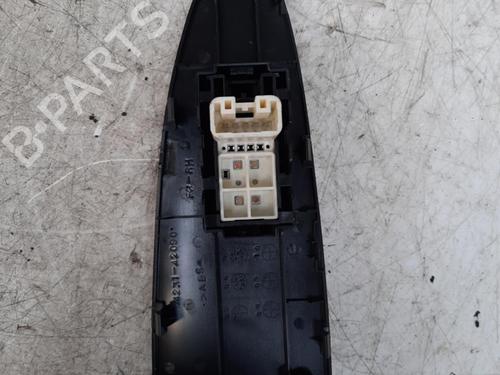 Used Right front window switch TOYOTA RAV 4 III (_A3_) 2.2 D 4WD (ALA30_, ALA30R) (136 hp) 28752139