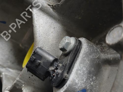 gearbox-renault-clio-v-b7_-2019-37729264 main image