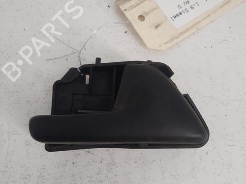 Used Front right interior door handle VW POLO III (6N1) 64 1.9 D (64 hp) 28773396