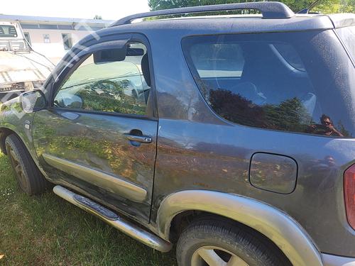 Brugte TOYOTA RAV 4 II (_A2_) 2.0 D 4WD (CLA20_, CLA21_, CLA20R, CLA21R) 4657048