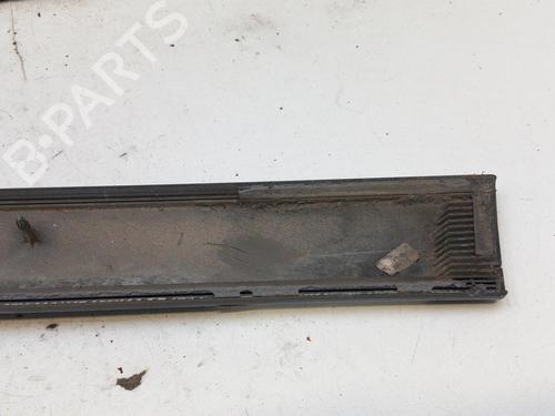 Used Door moulding trim Door moulding trim NISSAN NOTE (E11, NE11) 1.6 (110 hp) 28778796 28778796