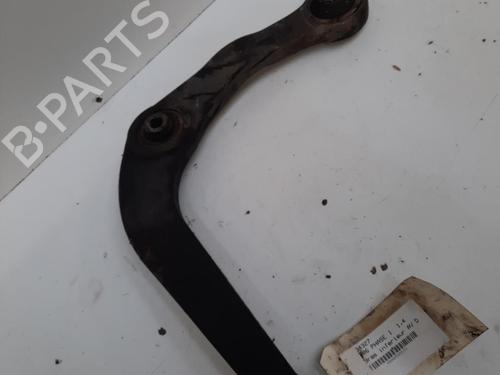 Venstre foran bærearm PEUGEOT 206 Hatchback (2A/C) 1.4 i (75 hp) 28747519