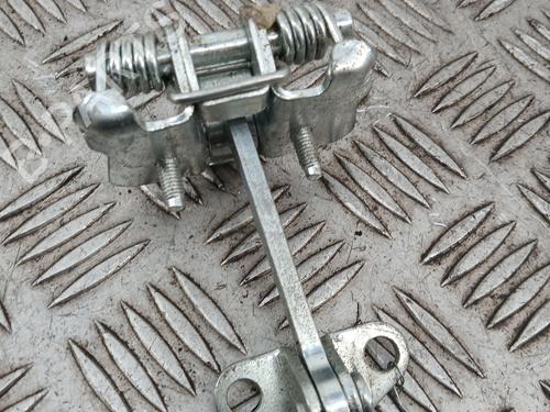 Used Hinge/Door check strap Hinge/Door check strap PEUGEOT 106 I (1A, 1C) 1.1 (60 hp) 32386838 32386838