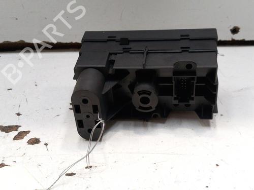 Used Headlight switch OPEL MERIVA A MPV (X03) 1.7 CDTI (E75) (100 hp) 28755397