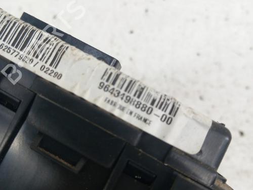 Fuse box PEUGEOT 206 Hatchback (2A/C) 2.0 HDI 90 | BP28734056E1