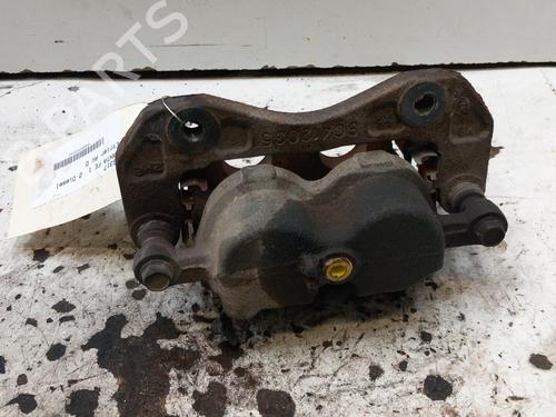 Used Right front brake caliper HYUNDAI SANTA FÉ I (SM) 2.0 CRDi 4x4 (125 hp) 28778308