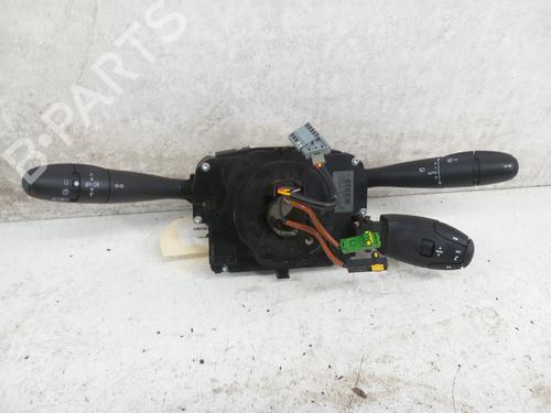 Used Steering column stalk PEUGEOT 407 (6D_) 2.0 HDi 135 (6DRHRH, 6DRHRE, 6DRHRG, 6DRHRJ) (136 hp) 28743264