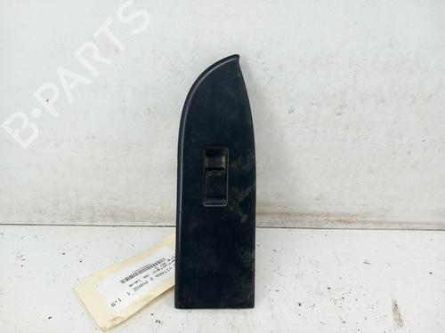 Used Right front window switch SUZUKI GRAND VITARA II (JT, TE, TD) 1.9 DDiS All-wheel Drive (JT419, TD44, JB419WD, JB419XD,... (129 hp) 28782701