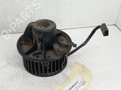 Used Heater blower motor VW TRANSPORTER T4 Bus (70B, 70C, 7DB, 7DK, 70J, 70K, 7DC, 7DJ) 2.4 D (78 hp) 28750639