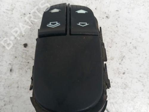 Used Left front window switch Left front window switch FORD FOCUS I (DAW, DBW) 1.8 TDCi (115 hp) 28768083 28768083