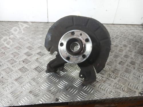 Used Left front steering knuckle VW POLO V (6R1, 6C1) 1.2 (70 hp) 28742384