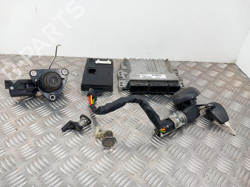 Used Electronic module DACIA DUSTER (HS_) 1.5 dCi 4x4 (HSMC, HSMD) (110 hp) 28781858