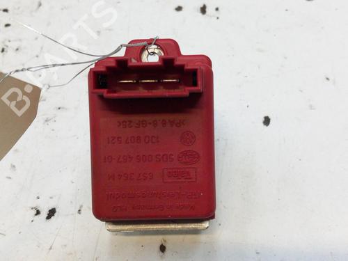 heater-resistor-audi-tt-roadster-8n9-1999-2000-2001-2002-2003-2004-2005-2006-2007-28779009 main image