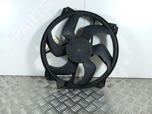Used Radiator fan Radiator fan PEUGEOT 307 Break (3E) 2.0 HDI 110 (107 hp) 28784205 28784205
