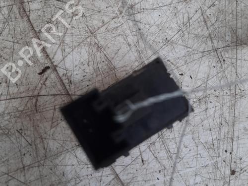 left-rear-window-switch-vw-passat-b6-3c2-2005-2006-2007-2008-2009-2010-2011-28771649 main image