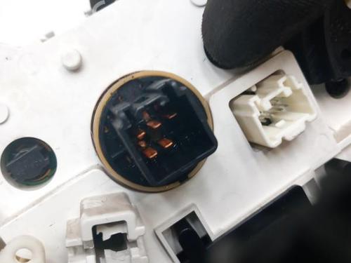 Used Climate control Climate control MAZDA 2 (DE_, DH_) 1.3 (DE3FS) (75 hp) 28783632 28783632