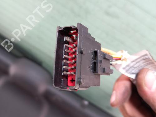 tailgate-citroen-c5-ii-rc_-2004-2005-2006-2007-2008-28738266 main image