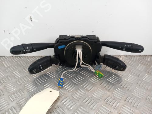 Używane Przełącznik zespolony kolumny kierowniczej PEUGEOT 607 (9D, 9U) 2.0 HDI (136 hp) 30937430