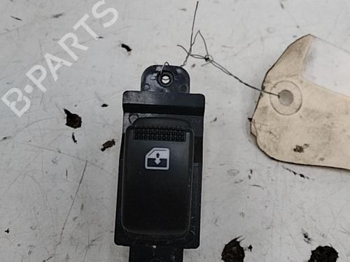Used Right front window switch Right front window switch HYUNDAI i10 I (PA) 1.1 CRDi (75 hp) 28753888 28753888