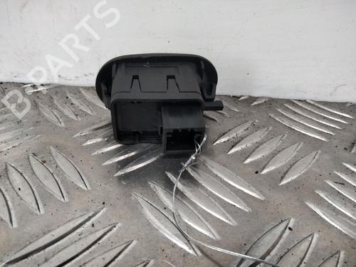 right-front-window-switch-citroen-c2-jm_-2003-2004-2005-2006-2007-2008-2009-2010-2011-2012-2013-2014-2015-2016-2017-28734899 main image