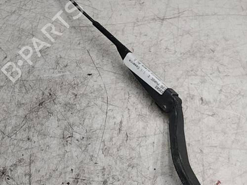Used Front windshield wiper arm PEUGEOT 106 II (1A_, 1C_) 1.1 i (60 hp) 28775418