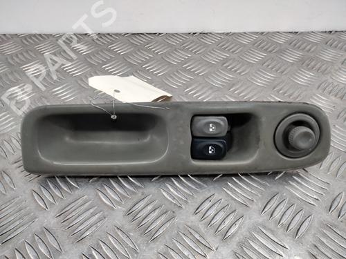 Used Left front window switch RENAULT TWINGO I (C06_) 1.2 16V (C060) (60 hp) 28742944