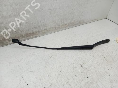 Used Front windshield wiper arm FORD FOCUS IV (HN) 1.5 EcoBlue (120 hp) 28745833