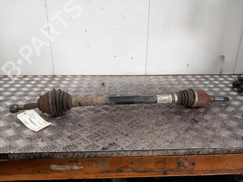 Used Right front driveshaft Right front driveshaft CITROËN C3 III (SX) 1.2 PureTech 82 (83 hp) 28742639 28742639