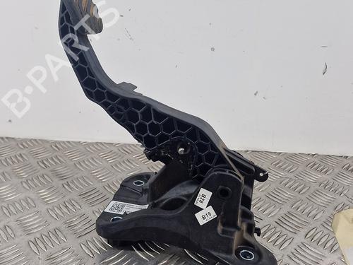 clutch-pedal-dacia-duster-hm_-2017-29569183 main image