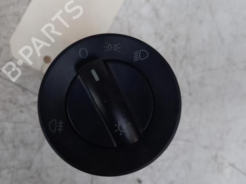 Used Headlight switch VW POLO IV (9N_, 9A_) 1.4 TDI (70 hp) 28763020