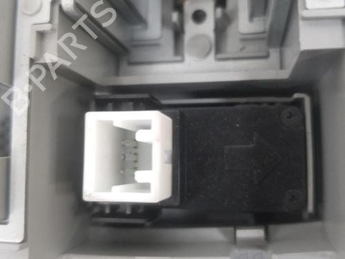 Kabinelys Kabinelys CITROËN C-CROSSER (VU_, VV_) 2.2 HDi (156 hp) 28753853 28753853