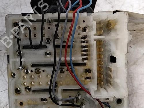 Used Steering column stalk Steering column stalk RENAULT TWINGO III (BCM_, BCA_) 0.9 TCe 90 (BCM9, BCM2) (90 hp) 28763702 28763702