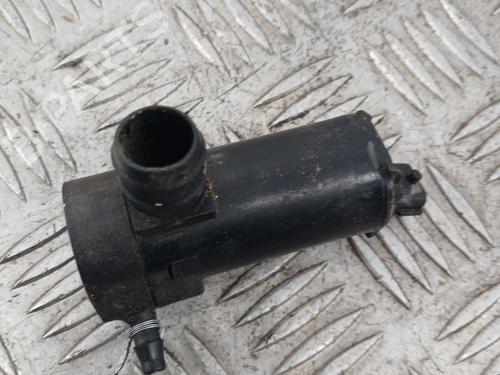 washer-pump-saab-9-3-ys3d-1998-1999-2000-2001-2002-2003-32776658 main image