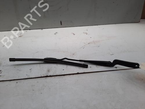 Used Front windshield wiper arm VW POLO (6N2) 1.9 SDI (64 hp) 28786916