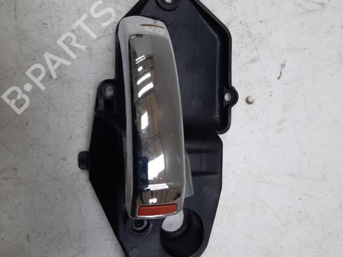 Used Front right interior door handle FIAT 500 (312_) 0.9 (312AXG1A, 312.AXG11) (86 hp) 28790591