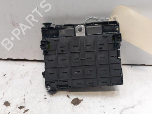 Sikringsdose PEUGEOT 206 Hatchback (2A/C) 1.4 i (75 hp) 28756093