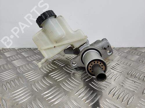 Used Brake master cylinder Brake master cylinder MERCEDES-BENZ GLK-CLASS (X204) 220 CDI 4-matic (204.984, 204.997) (170 hp) 28745180 28745180