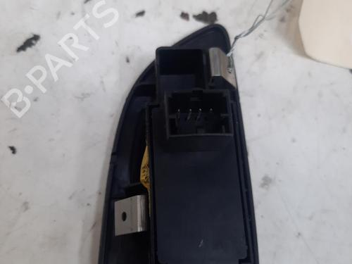 Used Right rear window switch Right rear window switch FIAT BRAVO II (198_) 1.6 D Multijet (198AXL1B) (120 hp) 28790995 28790995