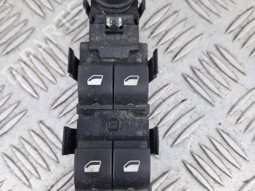 Used Left front window switch Left front window switch PEUGEOT 5008 (0U_, 0E_) 1.6 16V (156 hp) 39607682 39607682