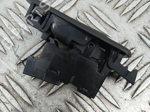 Used Right front window switch Right front window switch 36802757 36802757
