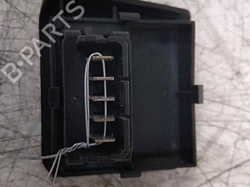 Used Right front window switch Right front window switch CITROËN ZX Break (N2) [1993-1999] 28763806 28763806